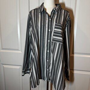 Eddie Bauer Plus Size 2 XL Travex Shirt Gray and White